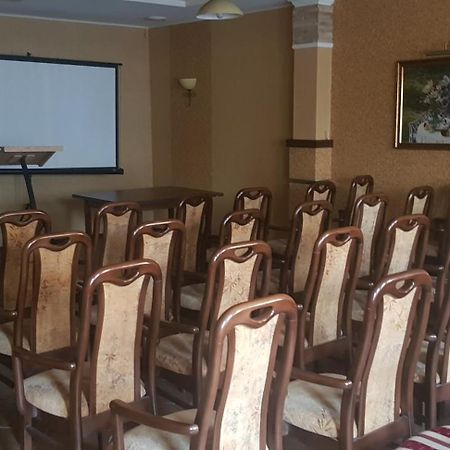 Shato Paradis Hotel Irpin Ngoại thất bức ảnh