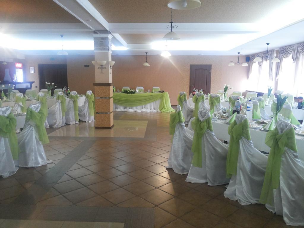 Shato Paradis Hotel Irpin Ngoại thất bức ảnh